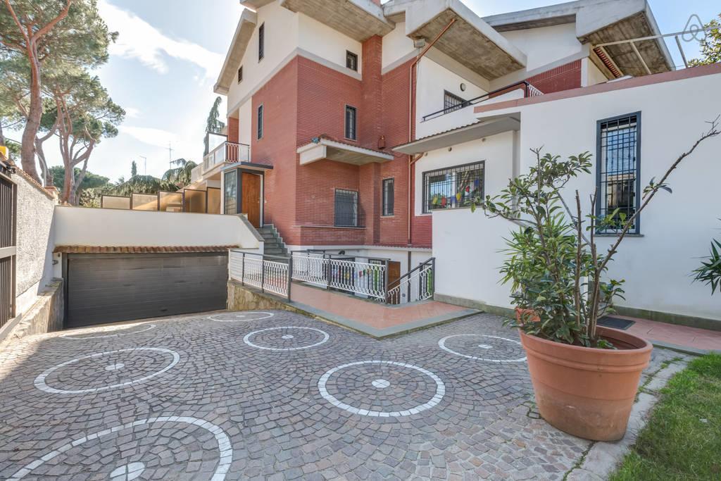 We In Rome Bed & Breakfast Casal Palocco Exterior foto