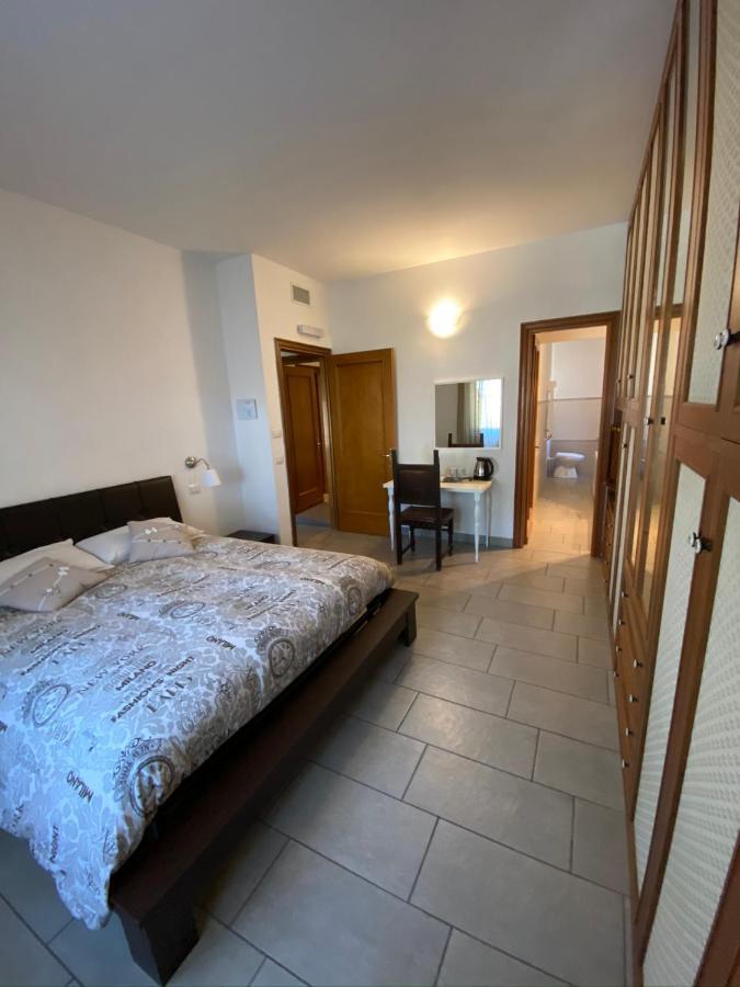 We In Rome Bed & Breakfast Casal Palocco Exterior foto